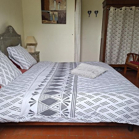 Bed and Breakfast chez d'eau Marigny-le-Cahouet Exterior foto